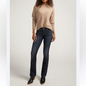 Y2K Silver Jeans Women's Deep Indigo Boot Cut Jeans Swancore Low Rise Bella vibe